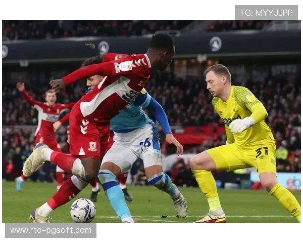 弗赖堡1-1霍芬海姆,中场缠斗各取一分 弗赖堡1-1霍芬海姆,中场缠斗各取一分