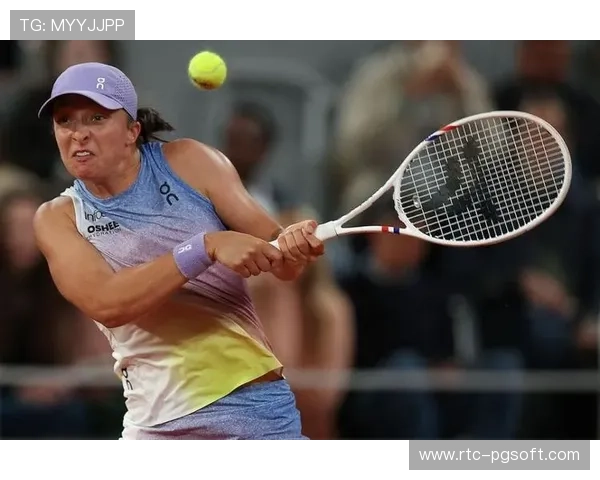 世界网球洲际对抗赛首日：斯瓦泰克强势开局，欧洲队暂领先